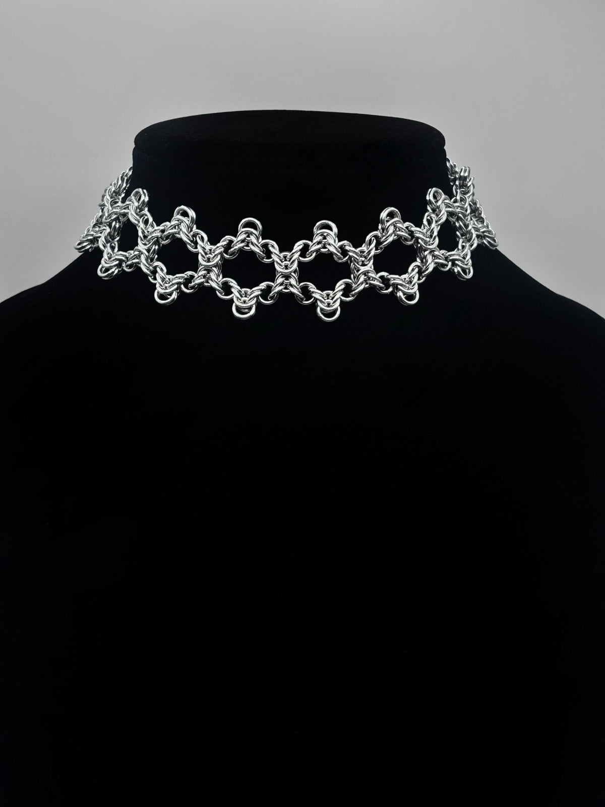 Stitch Star Choker - Luxxuria Mode