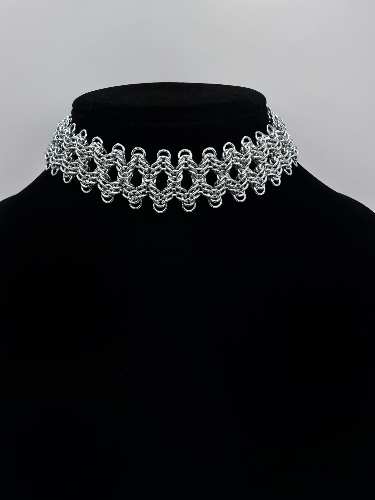 True Form Choker 2 - Luxxuria Mode