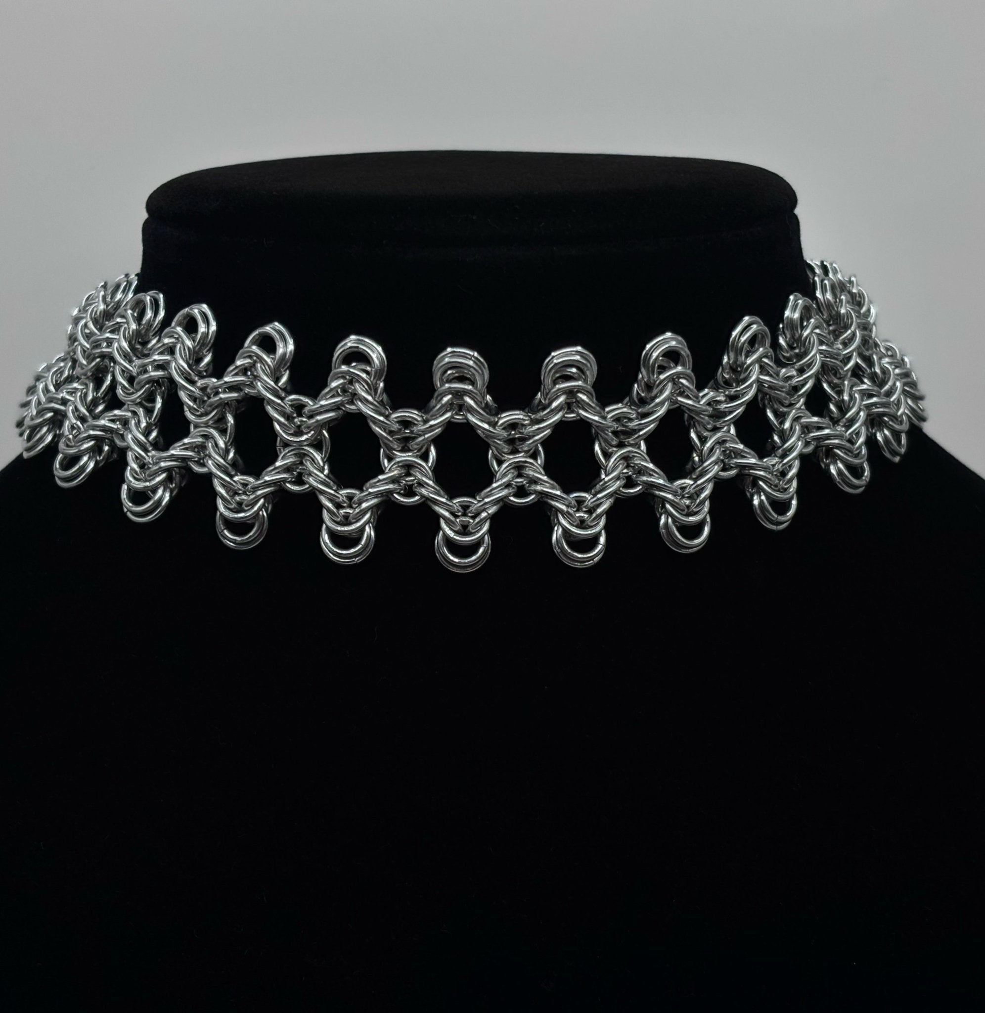 True Form Choker - Luxxuria Mode
